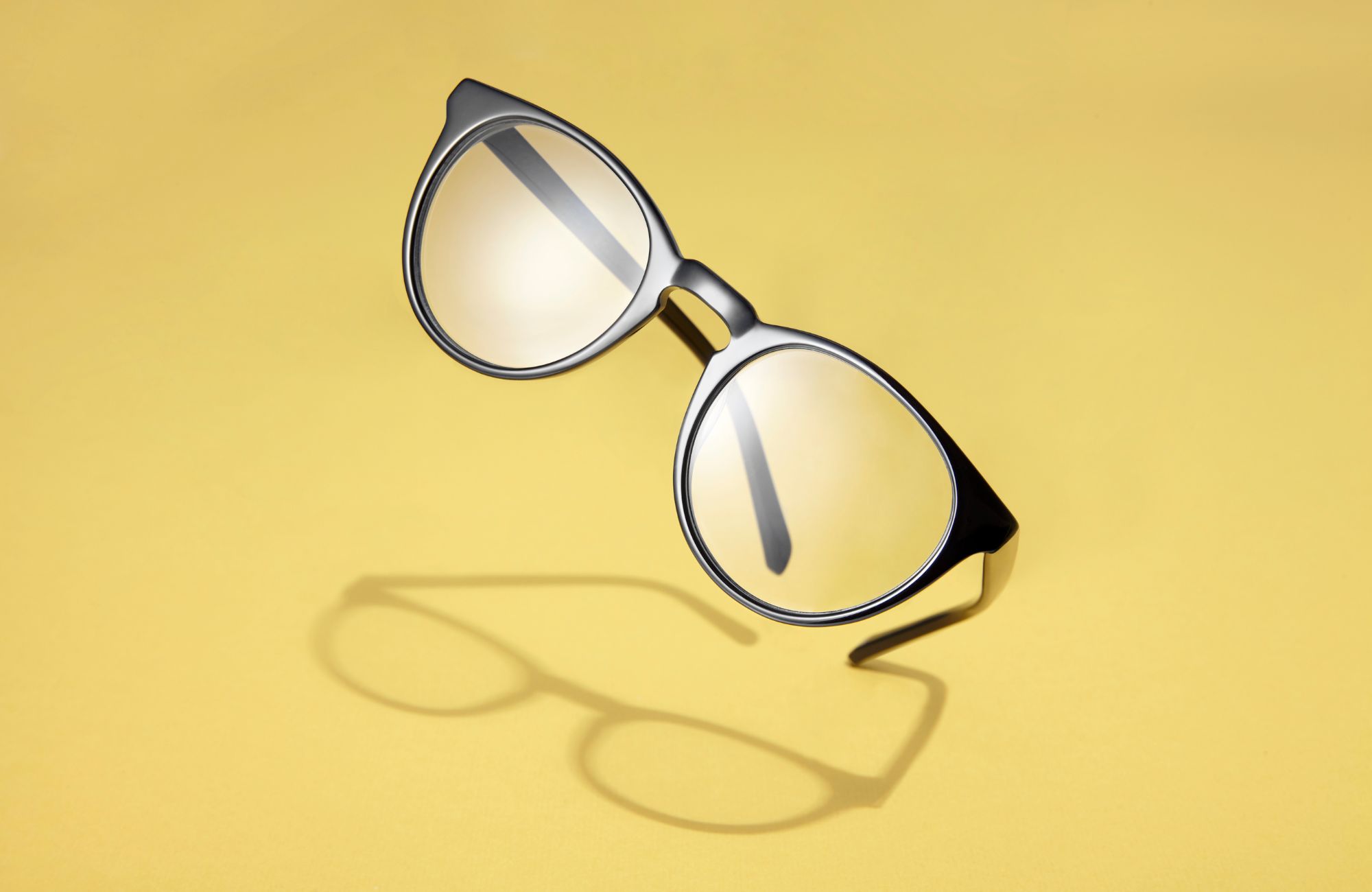 Are Glasses Cheaper Than Contacts? Full Cost Breakdown