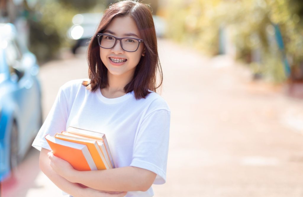 How Do Glasses Work? A Complete Guide to Clear Vision