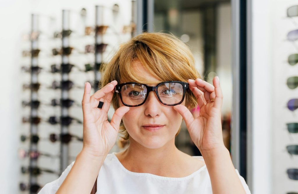 How to Tell if Glasses Are Too Big Fit Guide