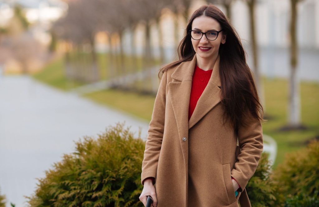 Are Anti-Glare Lenses Worth It? Clear Vision Explained