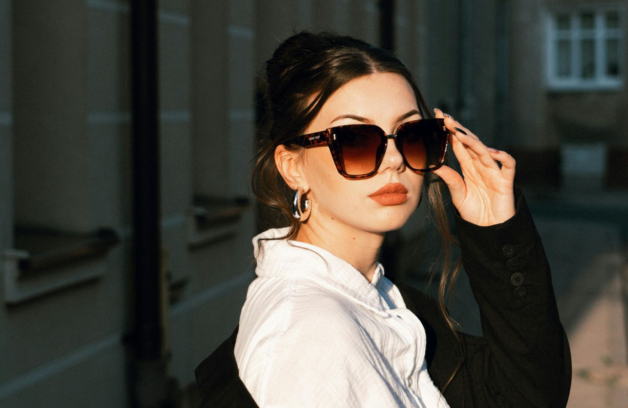Trending Oversized Sunglasses: Top Styles and Fit Guide 2026